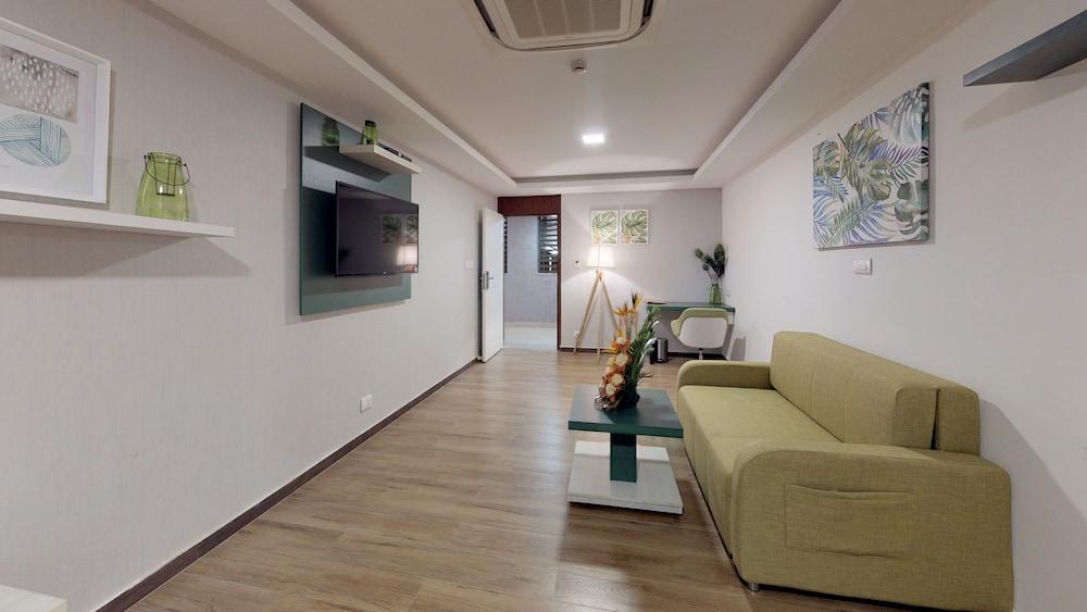 37Th Crescent Boutique Suites Bangalore Buitenkant foto