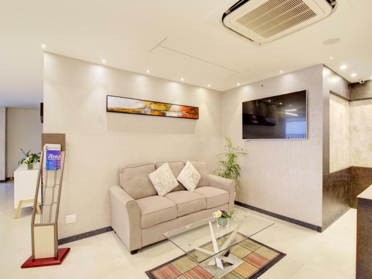 37Th Crescent Boutique Suites Bangalore Buitenkant foto
